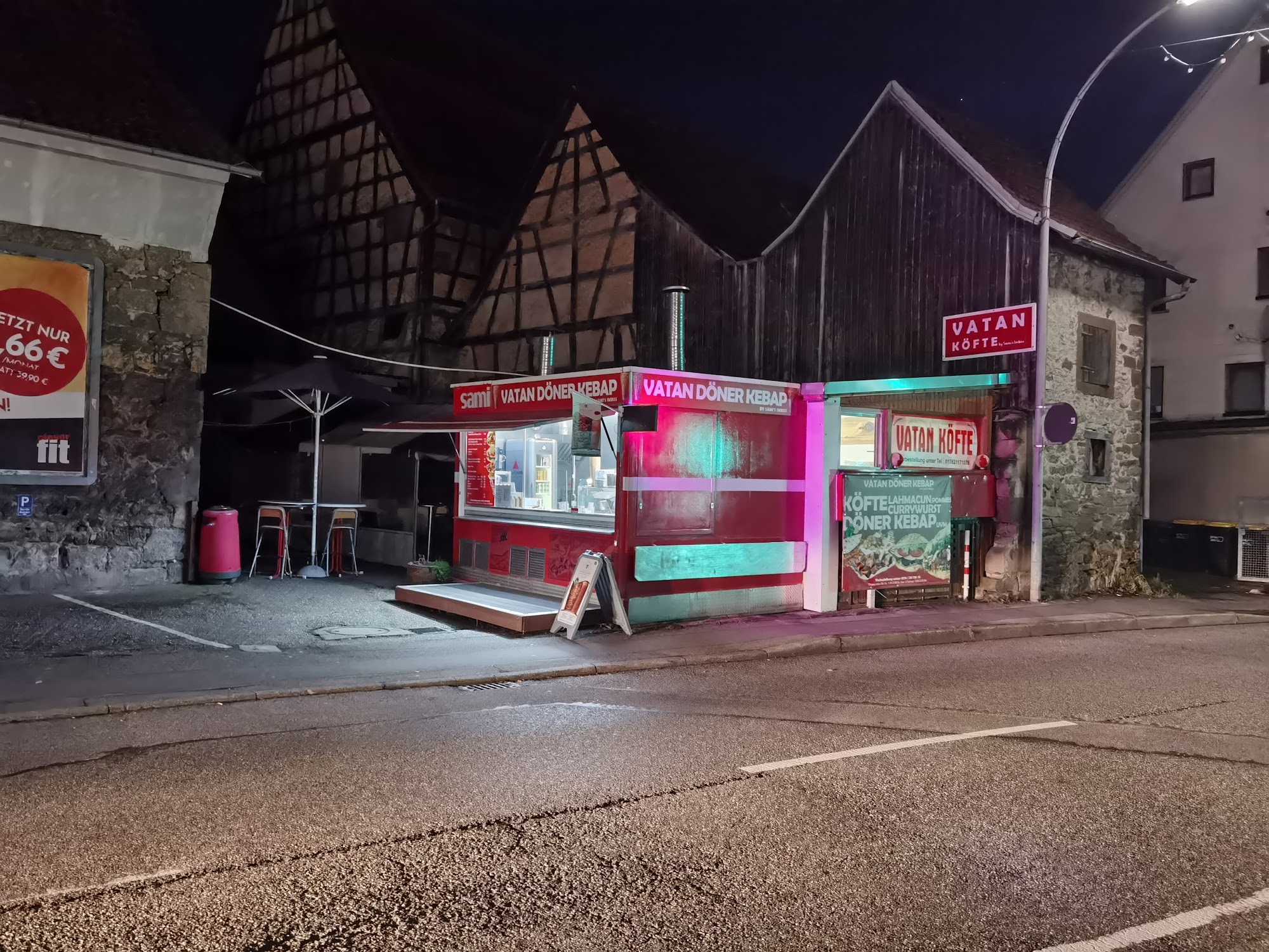 VATAN KÖFTE Sami's Imbiss